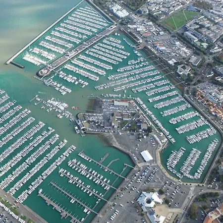 Bis Avec Balcon A La Rochelle, Parking Inclus - Fr-1-825-16 *